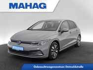 VW Golf, 1.5 VIII eTSI Move G, Jahr 2023 - München