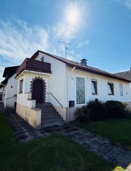 Einfamilienhaus mit Anbau in ruhiger Ortsrandlage von Kalefeld - Kalefeld