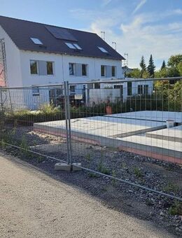 Schlüsselfertige KfW-40-NH Reihenhäuser in Mengede - inkl. Maler- & Bodenarbeiten! - Dortmund