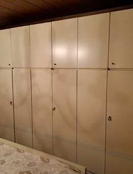 Schlafzimmermöbel Schrank,Bett. komplett für Selbstabholer - Speyer