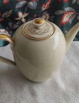 Schöne alte Hutschenreuther Kaffeekanne - Köln