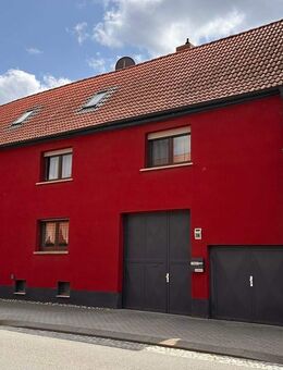 Tolles 3 WE Mehrgenerationen- / 2-3 Familienhaus mit Partyraum, Poollandschaft und neuer Heizung - Erfurt
