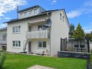 "Haus im Haus" Die perfekte Lösung für 2 Familien - 2 Wohnungen mit traumhaftem Garten - Backnang