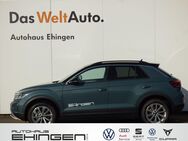 VW T-Roc, 1.0 TSI Life, Jahr 2023 - Ehingen (Donau)
