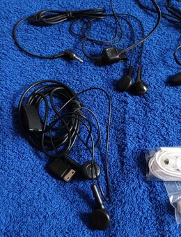 verscheiden Lade Kabel für unterschiedliche Handy und Kopfhörer - Dresden