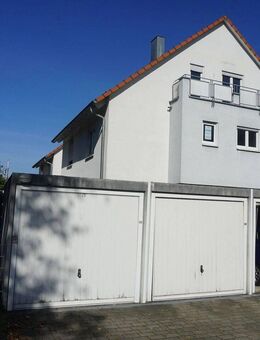 Große Doppelhaushälfte für große Familie oder Wohnen und Arbeiten unter einem Dach - Schorndorf (Baden-Württemberg)