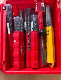 Diverse Bohrer Säbelsägeblätter und Meißel von Hilti etc. - Bad Breisig