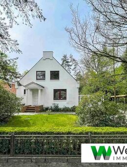 Schönes Haus mit parkähnlichem Grundstück 1060 m² Top-Lage in Hamburg-Rissen - Hamburg