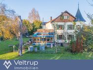 Wohnhaus mit Erkertürmchen in Dießen: Ein Grundstück mit Seele und vielen Möglichkeiten - Dießen (Ammersee)