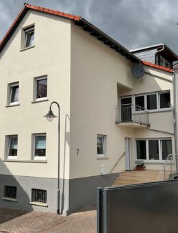 Top modernisiertes Einfamilienhaus mit großem Freizeitareal und Doppelgarage -KEINE KÄUFERPROVISION- - Usingen