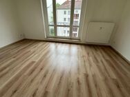 Moderne 2-Zimmer Wohnung im 3. OG - Bad mit Fenster !!!! - Chemnitz