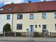 Verwirklichen Sie Ihren Wohntraum! Attraktives Reihenmittelhaus mit großzügigem Garten in Nördlingen zu verkaufen. - Nördlingen