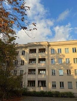 VERMIETETE EIGENTUMSWOHNUNG IM HENSELMANN-ENSEMBLE – SICHTWEITE „WEISSENSEER SPITZE“ UND BROTFABRIK – SELBSTNUTZUNG DENKBAR, RENDITE 2,92% - Berlin