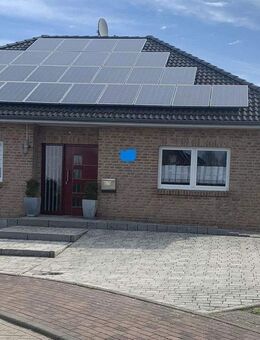Walmdach-Bungalow in ruhiger und zentraler Lage von Großenaspe - Großenaspe