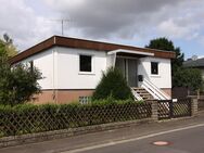 Echzell: Bungalow auf ca. 840 m² großem Grundstück mit viel Potenzial - Echzell