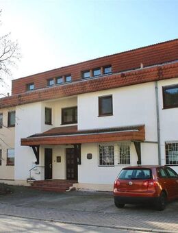 Zwei Wohneinheiten unter einem Dach - offener Kamin, beeindruckende Raumhöhe & Garagenkomfort - Dossenheim