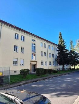 Frisch hergerichtet! Vierraumwohnung mit Balkon - Schnell sein lohnt sich! - Großräschen