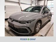 VW Golf, 1.5 R-Line eTSI App, Jahr 2024 - Dessau-Roßlau