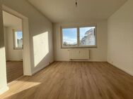 Treuenbrietzen: Albert-Schweitzer-Str.: sanierte 4 Zimmer-Wohnung mit ca. 73 m² per SOFORT - Treuenbrietzen