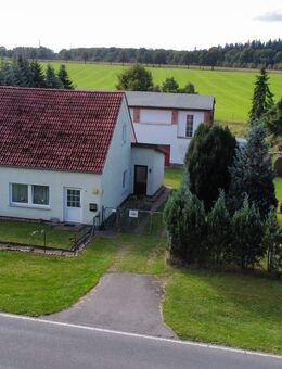 Einfamilienhaus mit Scheune auf großem Grundstück - Bad Sülze