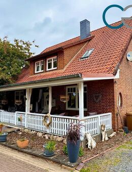 Gepflegtes Zweifamilienhaus in zentraler Ortslage von Staffhorst - Pferdeboxen und Weidemöglichkeit! - Staffhorst