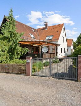 Charmantes Zweifamilienhaus in top Lage in Augsburg-Göggingen - Augsburg
