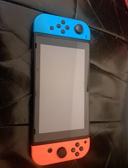Verkaufe hier eine Nintendo Switch +18 - Remscheid