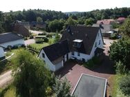 Zweifamilienhaus + Baugrundstück in bester Lage Eutin-Fissau - Eutin