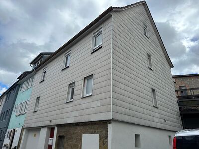 Einfamilienhaus mit Garten und Garage in Willsbach