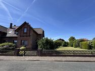 Ilsede - Oelsburg / Doppelhaushälfte mit Altbaucharme, Garage und traumhaften, großem Grundstück ! - Ilsede
