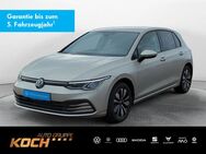 VW Golf, 1.5 TSI VIII Move, Jahr 2023 - Ellwangen (Jagst)