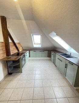 frisch renovierte 5-Raumwohnung mit EBK, ideal für Familien oder WG - Magdeburg