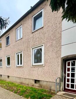 Frisch renovierte 3-Zimmer-Wohnung mit großer Wohnküche und Tageslichtbad in Salzgitter-Thiede - Salzgitter