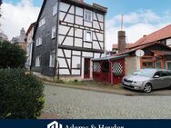 Wohnen im Altstadtherzen von Alsfeld: EFH mit eigenem Parkplatz und Innenhof - Alsfeld