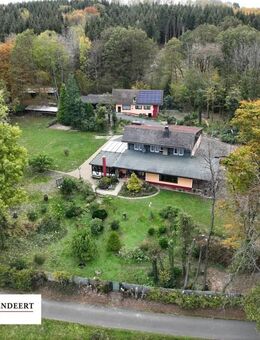 Verwirklichen Sie hier Ihre Träume! Forsthaus mit vielen Extras auf ca 10.000m² großen Grundstück. - Rosenheim (Altenkirchen)