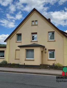 Modernisierungsbedürftiges Einfamilienhaus in Rinteln OT Engern - Rinteln