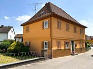 Gepflegtes Zweifamilienhaus in zentraler Lage! - Lichtenfels (Bayern)