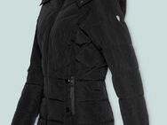 ALPENBLITZ Winterjacke Pistenglück leichtes Webmaterial, sportlicher Stil, figurumspielender Schnitt