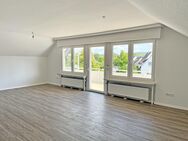 Komplett renovierte 4 Zimmer-Wohnung mit großem Südbalkon und Pkw-Stellplatz in Bad Oeynhausen - Zentrum - Bad Oeynhausen