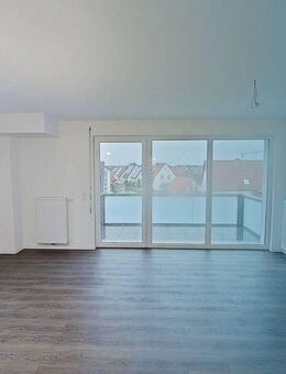 BETREUTES WOHNEN: Helle 2-Zimmer-Wohnung mit Balkon und EBK - Verl