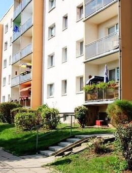 Wir sanieren 2026! 2-Raum-Wohnung mit Dusche! - Oschersleben (Bode)