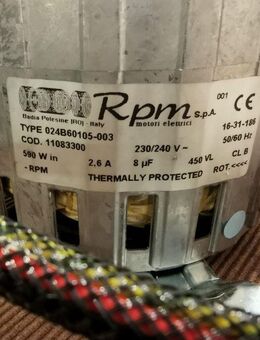 Elektromotor mit Halterung 230V, 590W, 2,6A von Rpm S.p.A Italien - Hannover Herrenhausen-Stöcken