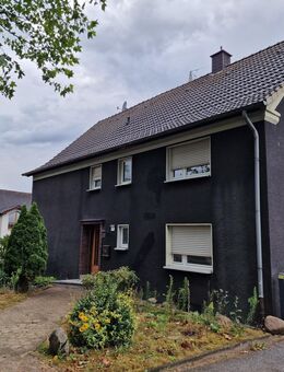 Freistehendes großes Einfamilienhaus mit parkähnlichem Grundstück, Remise, mehrere Baugrundstücke möglich - Bergkamen