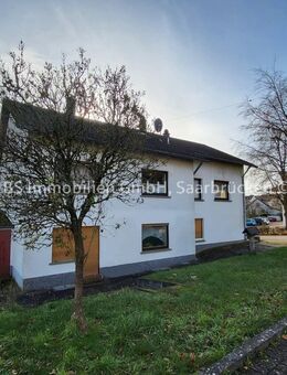 Ein- o. Zweifamilienhaus mit großem Garten bzw. Baugrundstück - 250m² Wfl. - Garage - 1.100 m² Grst. - Losheim (See)