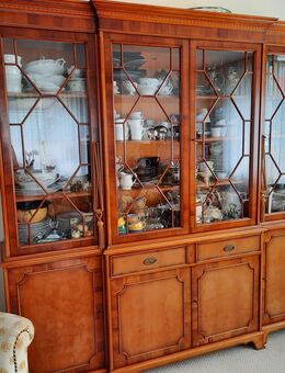 WZ-Schrank, Glasvitrine im englischen Stil, Kirschbaum - Westerstede