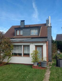 Frei stehendes Haus mit schönem Garten in Nörvenich sucht Familie - Nörvenich