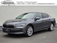 Skoda Superb, 1.5 TSI IV mHEV Selection e Hk, Jahr 2022 - Castrop-Rauxel