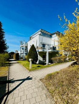 Moderne 3-Zimmer-Wohnung in Reutlingen mit Balkon - Reutlingen
