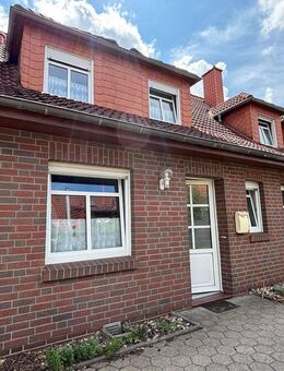 Reihenmittelhaus mit Sonnenterrasse und Balkon - Schortens