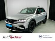 VW Tiguan, 1.5 TSI Urban Sport b 26 4 28, Jahr 2023 - Butzbach (Friedrich-Ludwig-Weidig-Stadt)